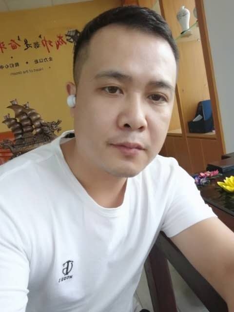 礼哥的第二张照片--丽水相亲服务中心