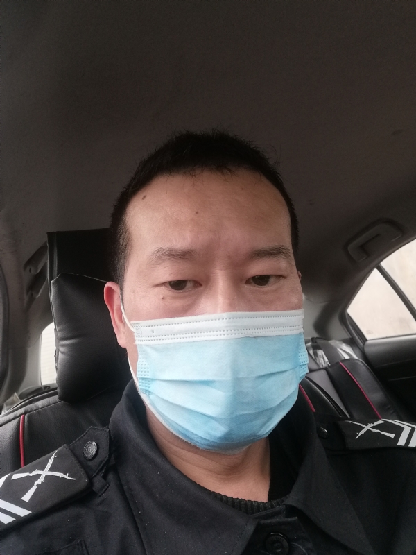 不会躲的刺猬的第一张照片--丽水相亲服务中心