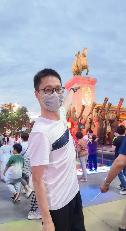 一休哥的第一张照片--丽水相亲服务中心