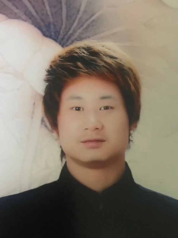 咮辛的第一张照片--丽水相亲服务中心