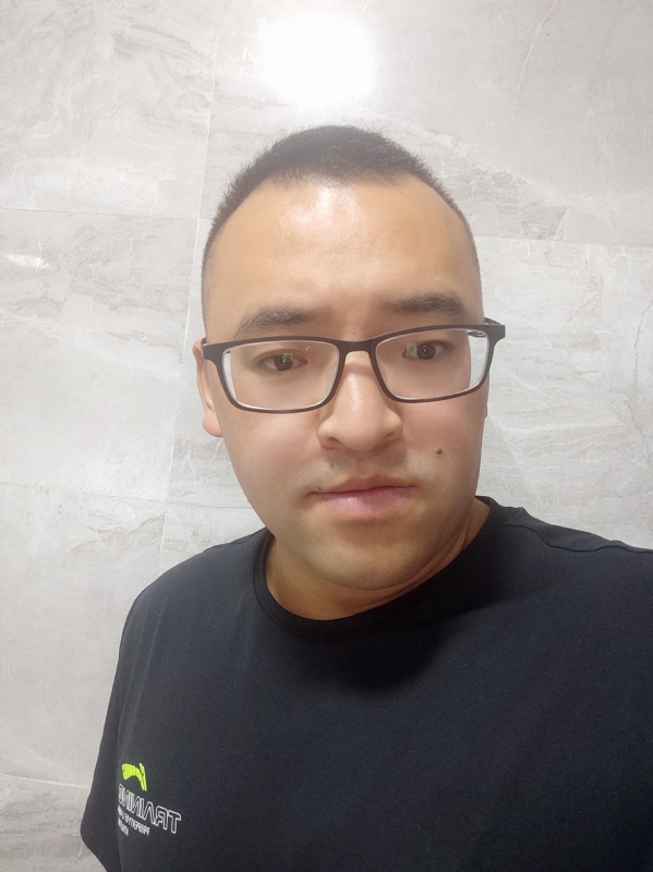 只愿得一人心的第三张照片--丽水相亲服务中心