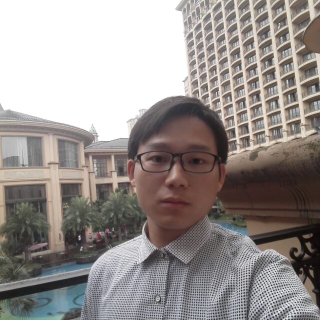 人在天涯的第一张照片--丽水相亲服务中心