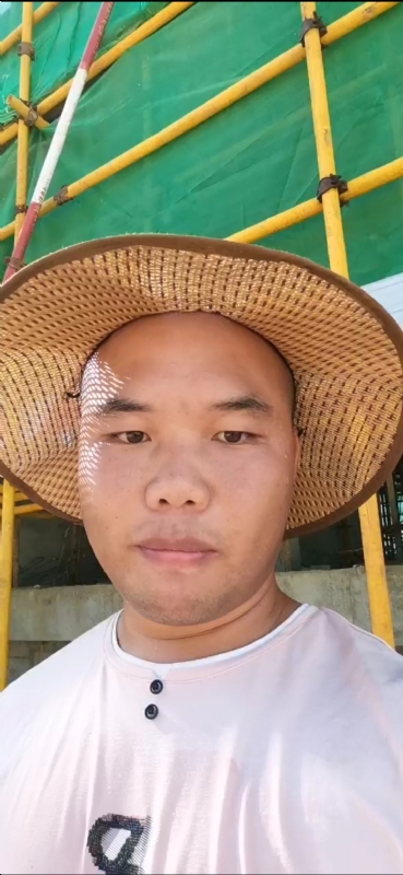 把岁月写入茶色的第一张照片--丽水相亲服务中心