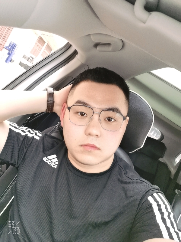 海阔天空的第一张照片--丽水相亲服务中心