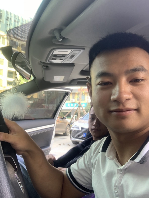 古有风琴的第三张照片--丽水相亲服务中心