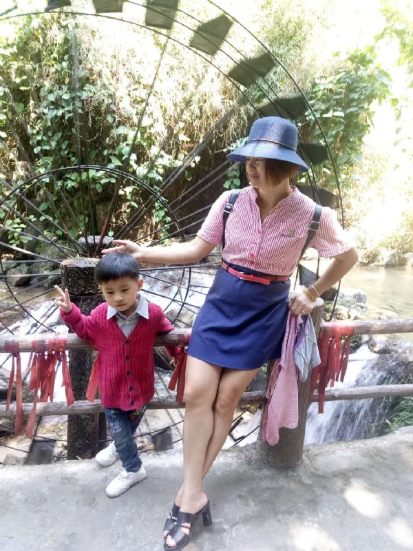 张敏娟的第二张照片--丽水相亲服务中心