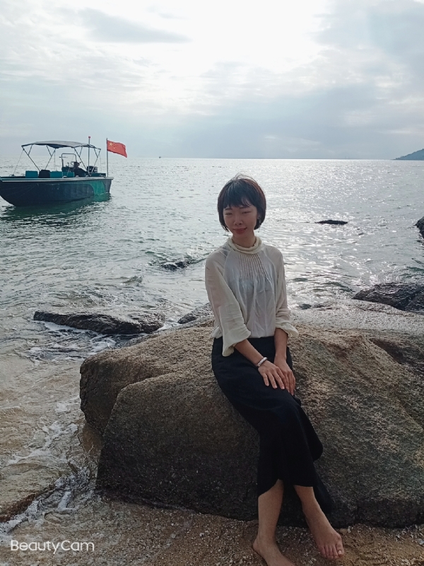 悠悠南山下的第二张照片--丽水相亲服务中心