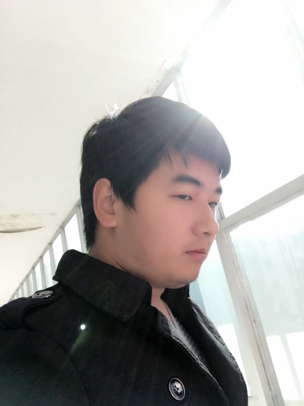 殷勤的王子的第四张照片--丽水相亲服务中心