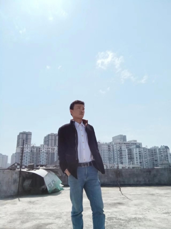 蓝色心情的第一张照片--丽水相亲服务中心