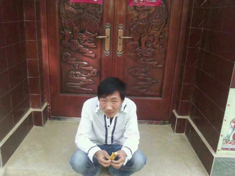 潘先生的第一张照片--丽水相亲服务中心