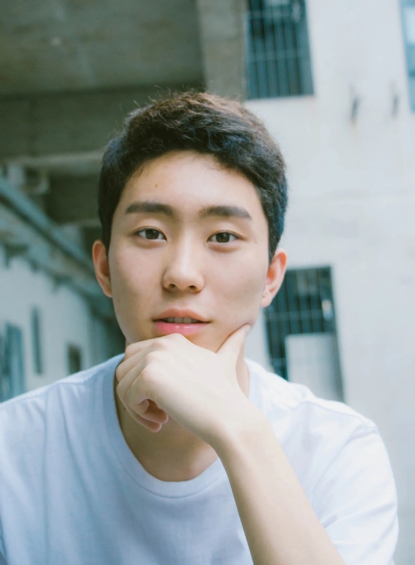 慕雨归蹄的第一张照片--丽水相亲服务中心