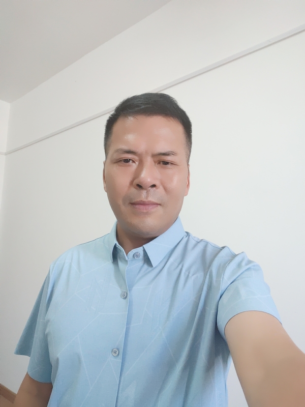 牵挂的第一张照片--丽水相亲服务中心