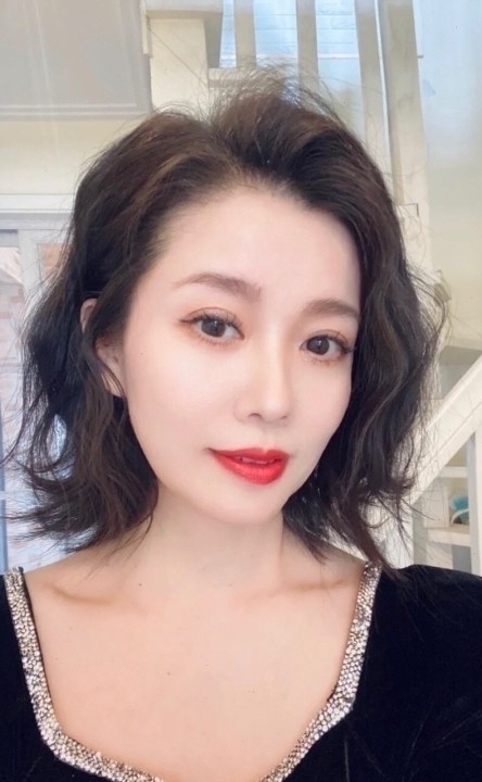 束負的第一张照片--丽水相亲服务中心