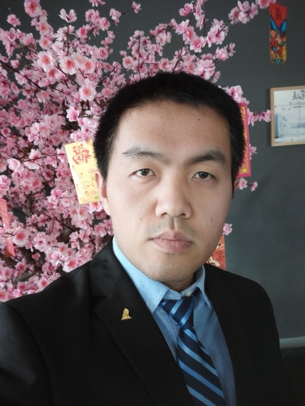 我就是个翻译的第一张照片--丽水相亲服务中心