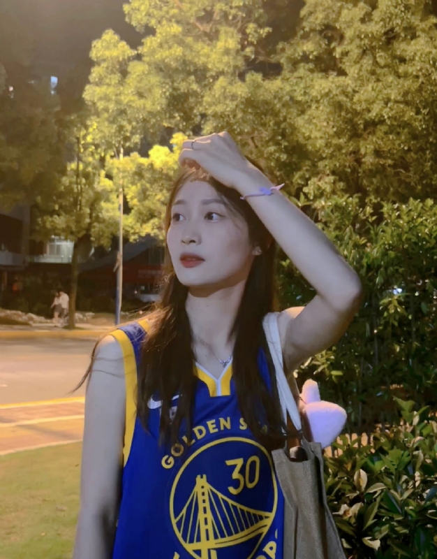 小趴菜的第三张照片--丽水相亲服务中心