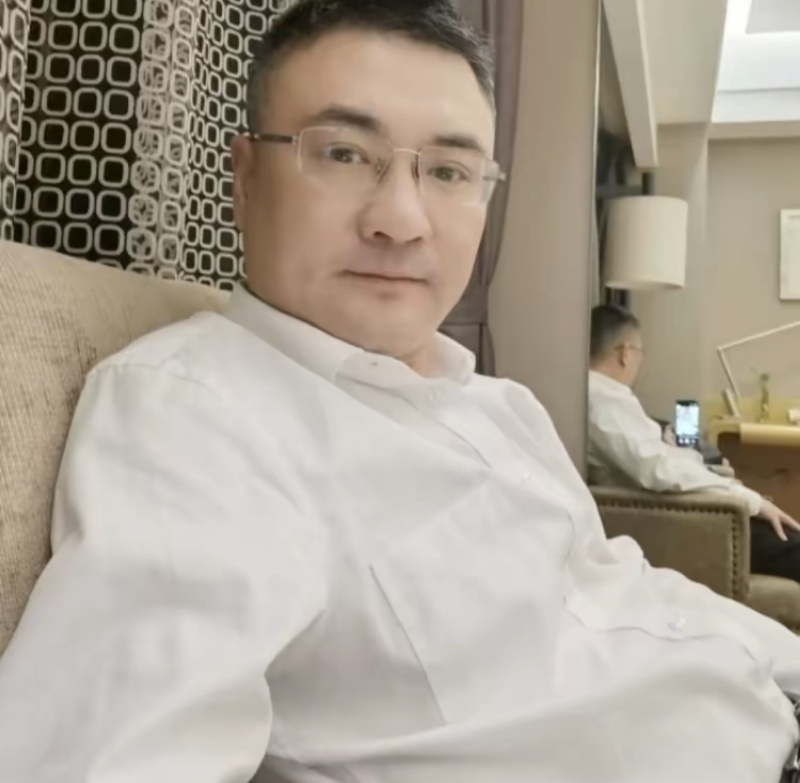 追逐的第二张照片--丽水相亲服务中心