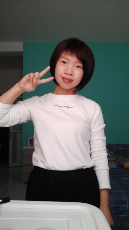 向日葵的第一张照片--丽水相亲服务中心