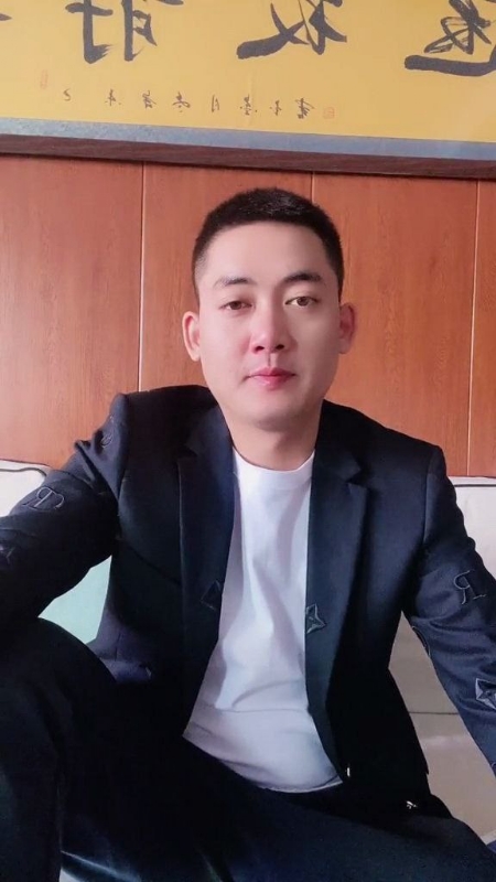 李泽胜的第一张照片--丽水相亲服务中心