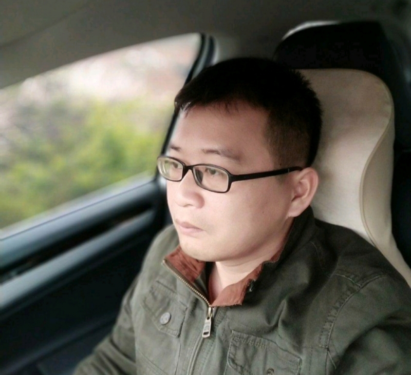 海风吹动你的心的第二张照片--丽水相亲服务中心