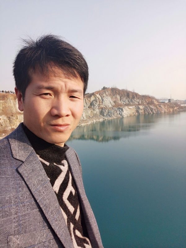 寒夜的第二张照片--丽水相亲服务中心