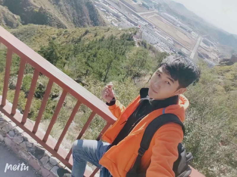 小啊鹏的第一张照片--丽水相亲服务中心