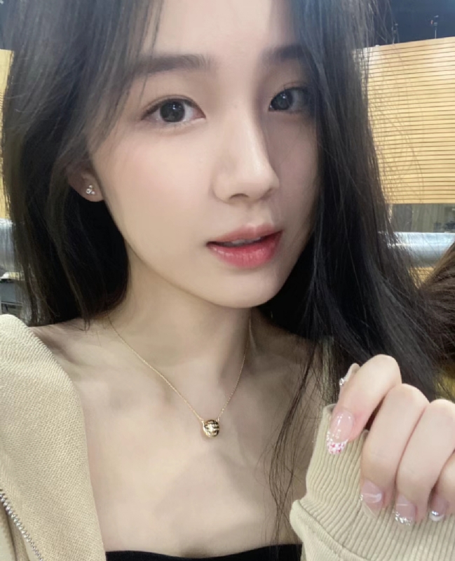 琪琪的第一张照片--丽水相亲服务中心