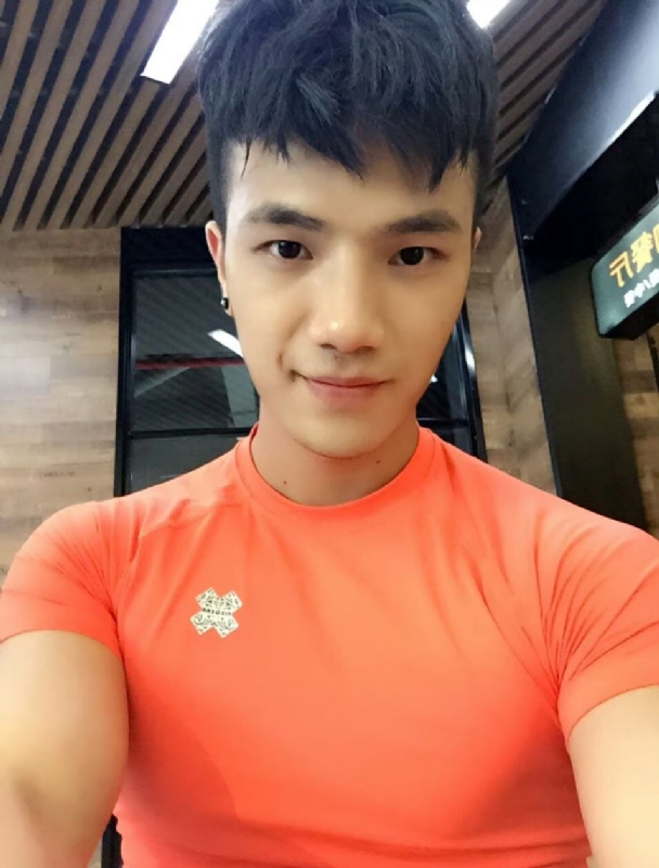 航航的第一张照片--丽水相亲服务中心