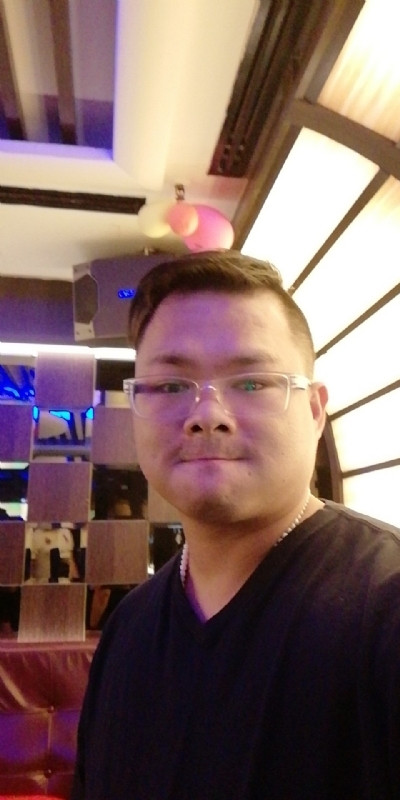 单名一个伟的第一张照片--丽水相亲服务中心