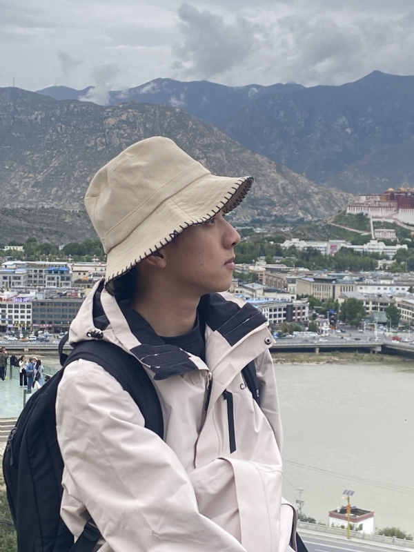 Lucky的第一张照片--丽水相亲服务中心