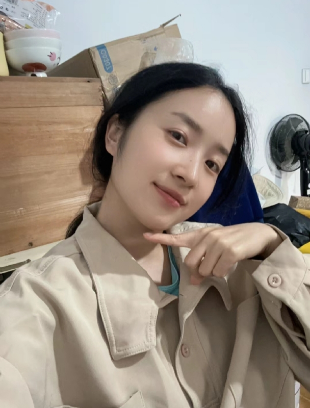 多喝热水的第二张照片--丽水相亲服务中心