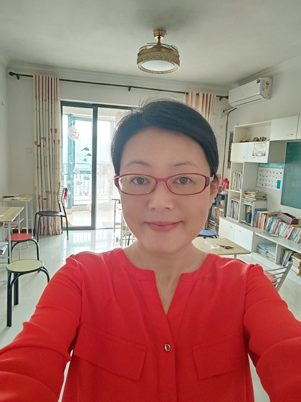 丽华的第二张照片--丽水相亲服务中心