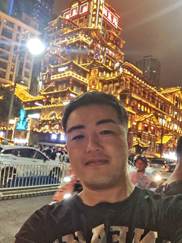 钢铁侠的第一张照片--丽水相亲服务中心