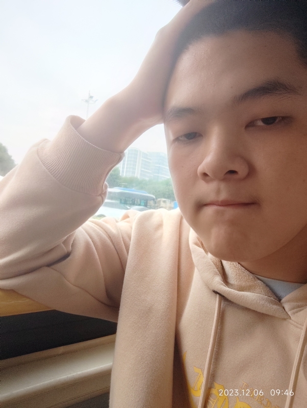 孤独的狼的第一张照片--丽水相亲服务中心