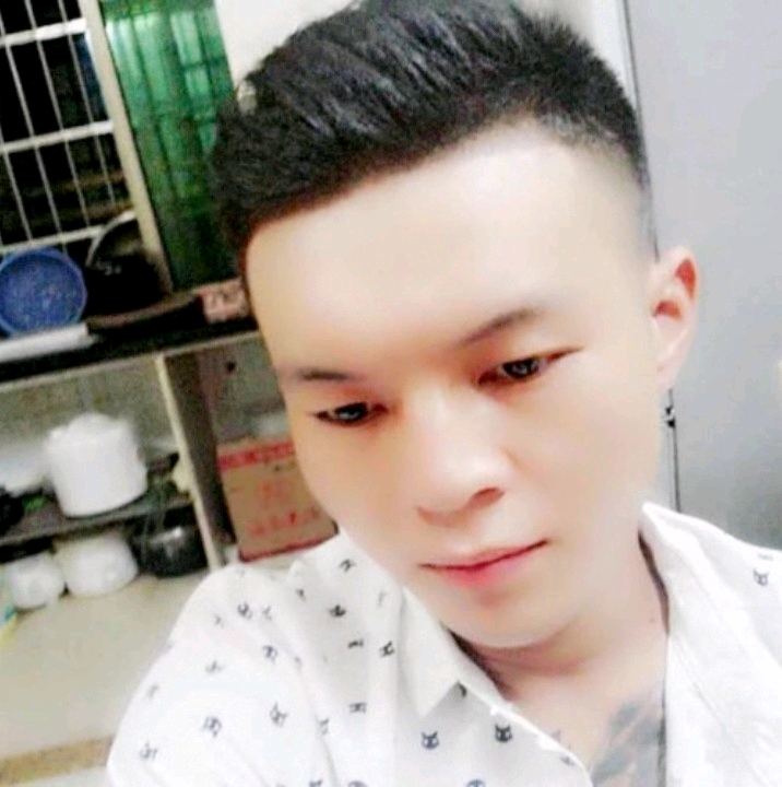 子龙的第一张照片--丽水相亲服务中心