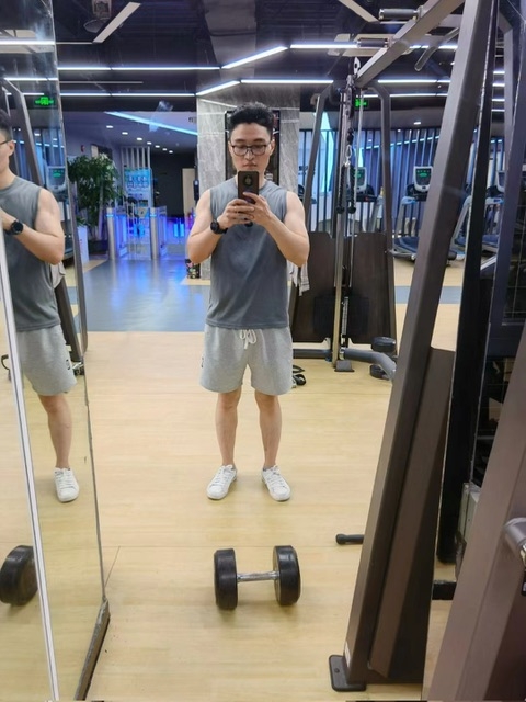 超哥的第二张照片--丽水相亲服务中心