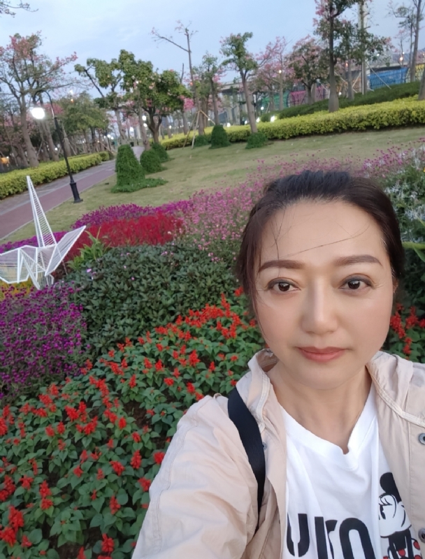 m云朵的第一张照片--丽水相亲服务中心