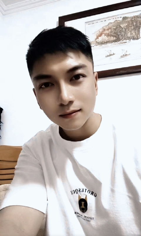 正直的火焰的第一张照片--丽水相亲服务中心