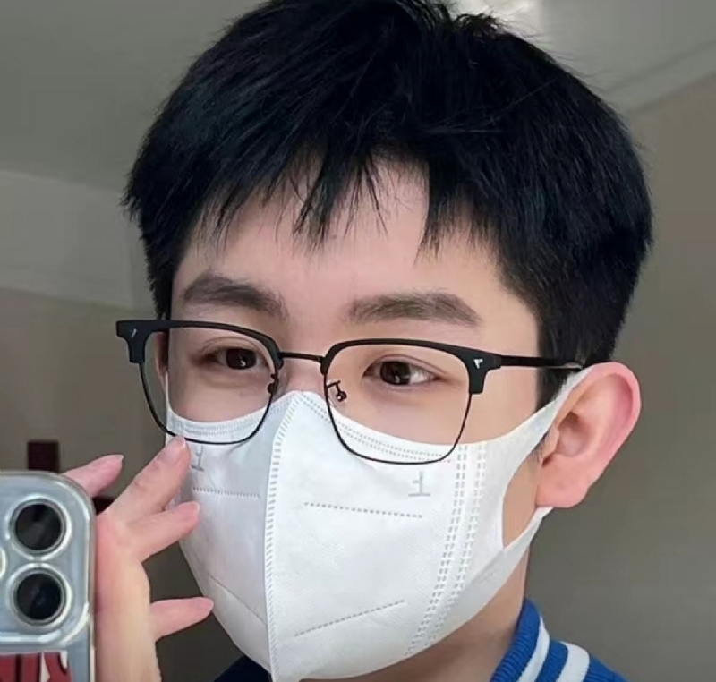 甜甜男孩的第一张照片--丽水相亲服务中心