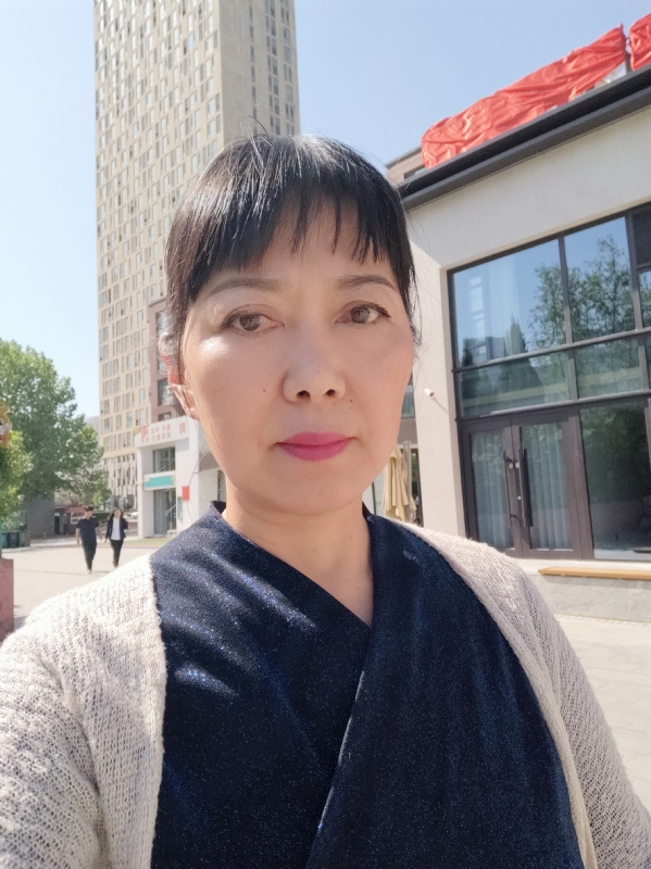 天山雪莲的第一张照片--丽水相亲服务中心