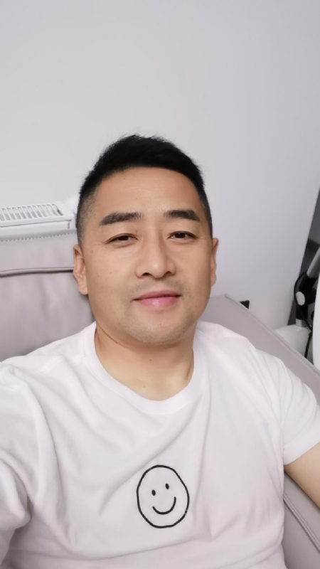 向阳而生的第一张照片--丽水相亲服务中心