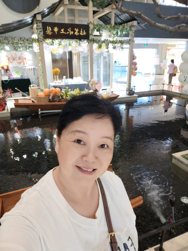 丁姐爱生活的第三张照片--丽水相亲服务中心