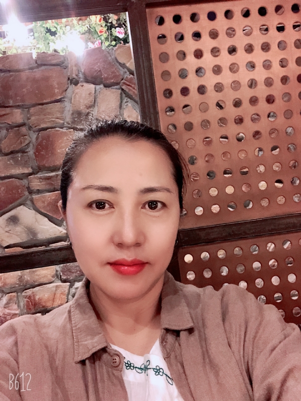 雲雲的第一张照片--丽水相亲服务中心