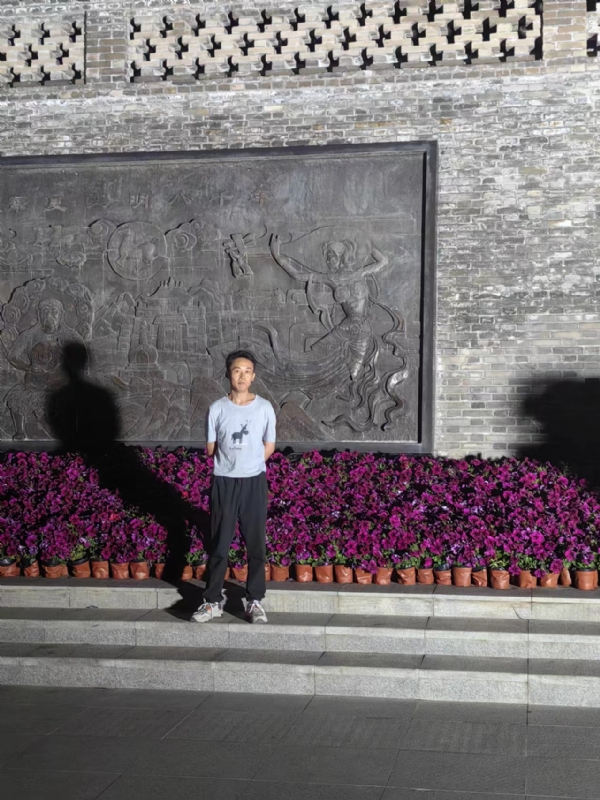 威风凛凛的第一张照片--丽水相亲服务中心