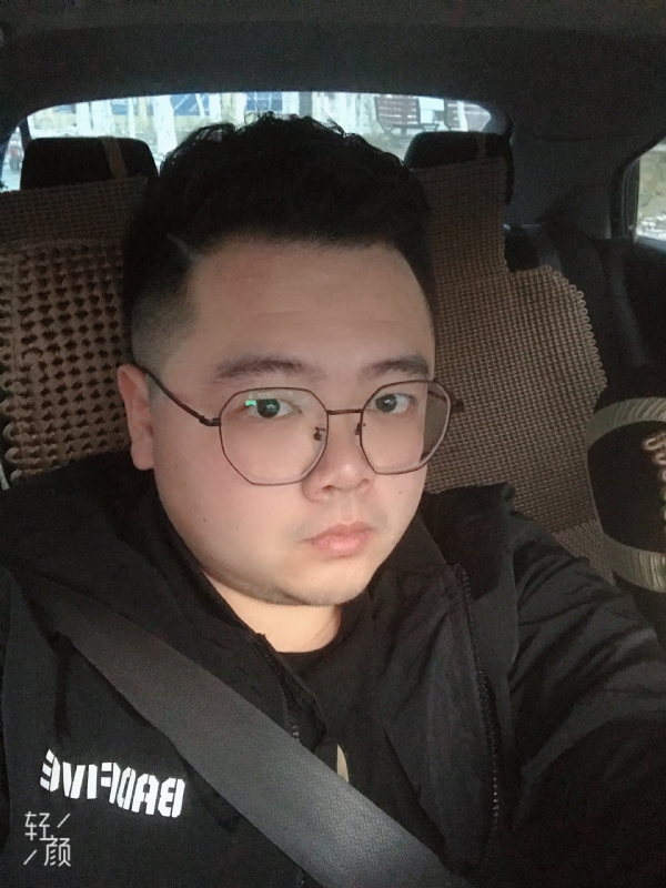 欢笑的第一张照片--丽水相亲服务中心