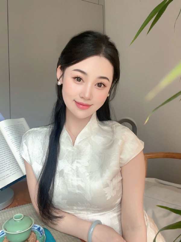 小慧的第一张照片--丽水相亲服务中心