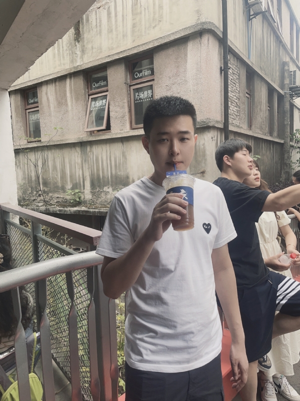 尚龙的第二张照片--丽水相亲服务中心