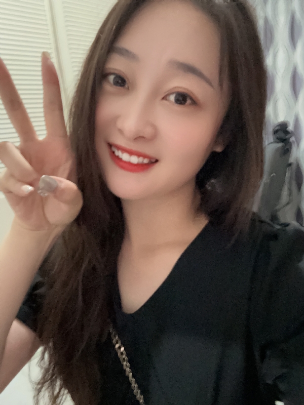 草莓的第一张照片--丽水相亲服务中心