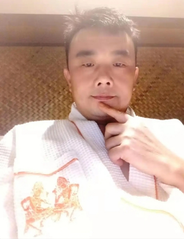 青锋的第一张照片--丽水相亲服务中心