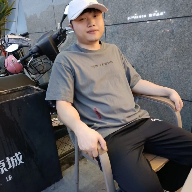 风吹半夏的第一张照片--丽水相亲服务中心