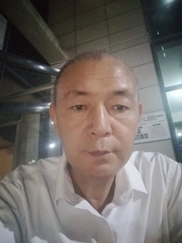 老李的第一张照片--丽水相亲服务中心